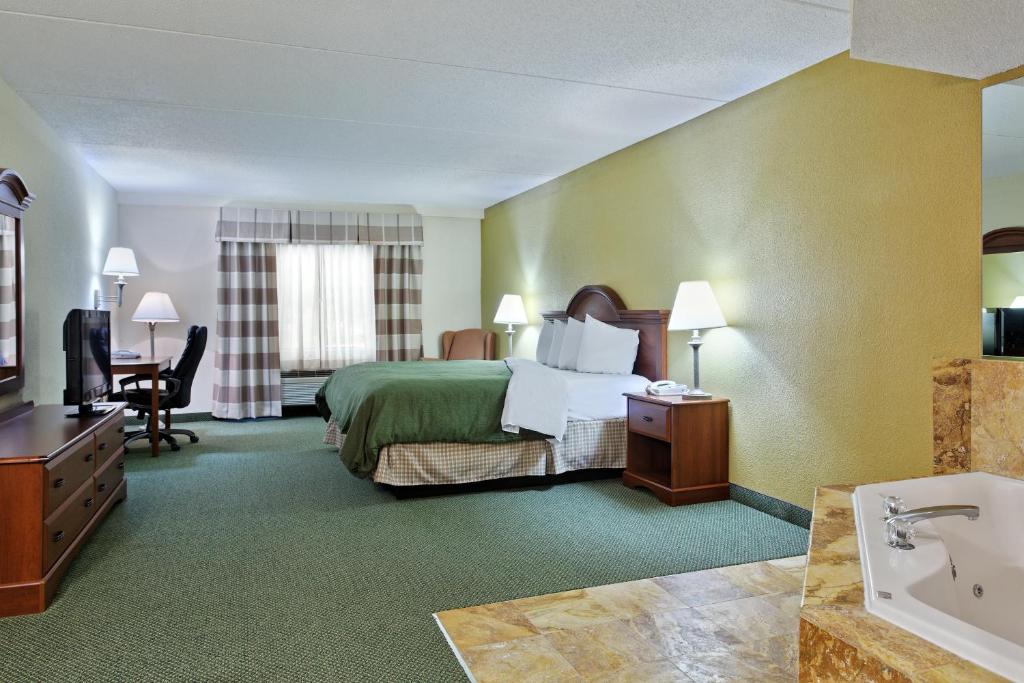 Room image 4